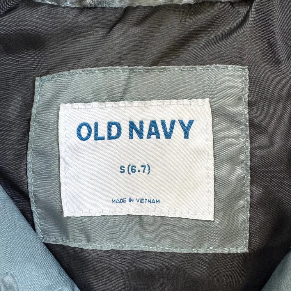 Old Navy Puffer Vest Kids Size S 6-7 Blue Gray Quilted Sleeveless Zip Up Jacket